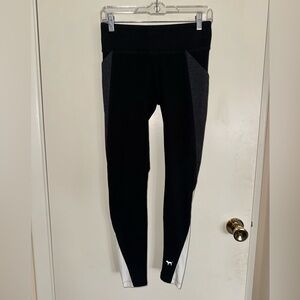 Victoria’s Secret PINK yoga pants